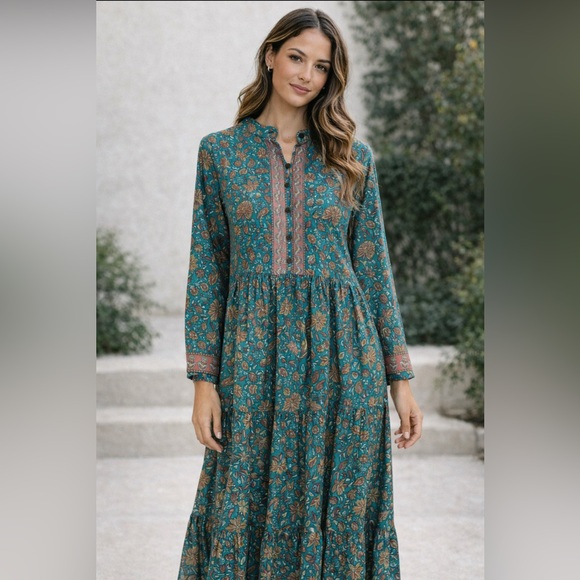 Boemo Dresses & Skirts - Boemo Maxi Dress – Teal Floral Boho Prairie Style – Size medium petite